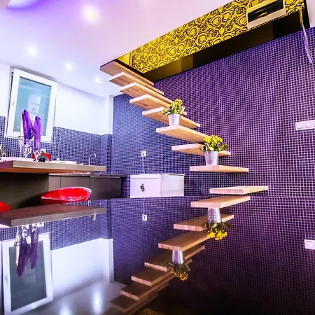 Centrum Boulevard 19 With Parking Hotel