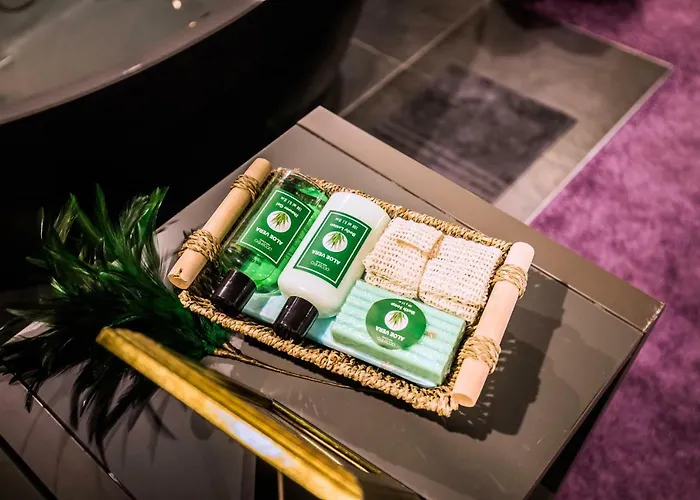 Centrum Boulevard 19 With Parking Hotel Budapesta