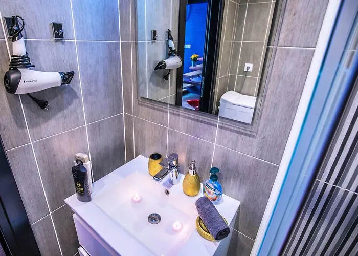 Centrum Boulevard 19 With Parking Budapesta